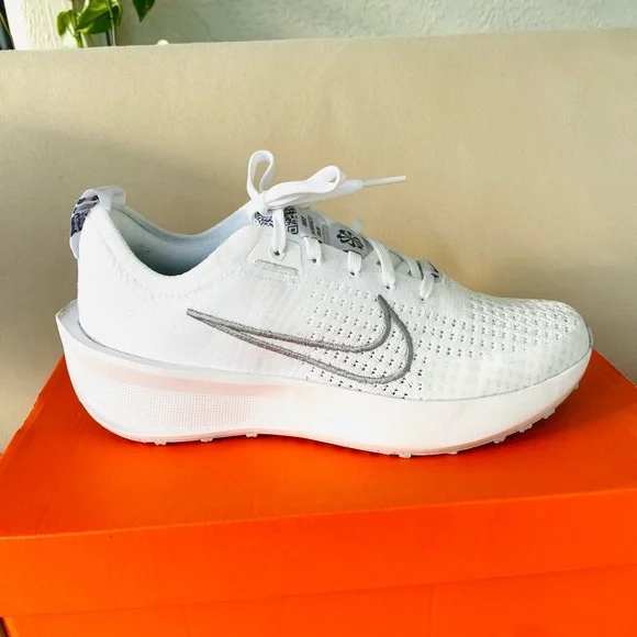 Nike Interact Run Sneakers - Picture 9 of 12